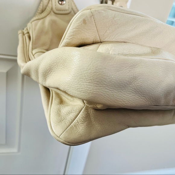 Marc Jacobs Multi pockets Pebble Leather Shoulders/Handbag - Picture 7 of 13